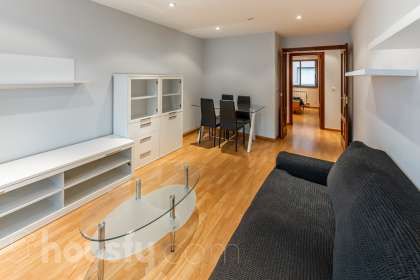 Piso en Calle Rosalia Castro