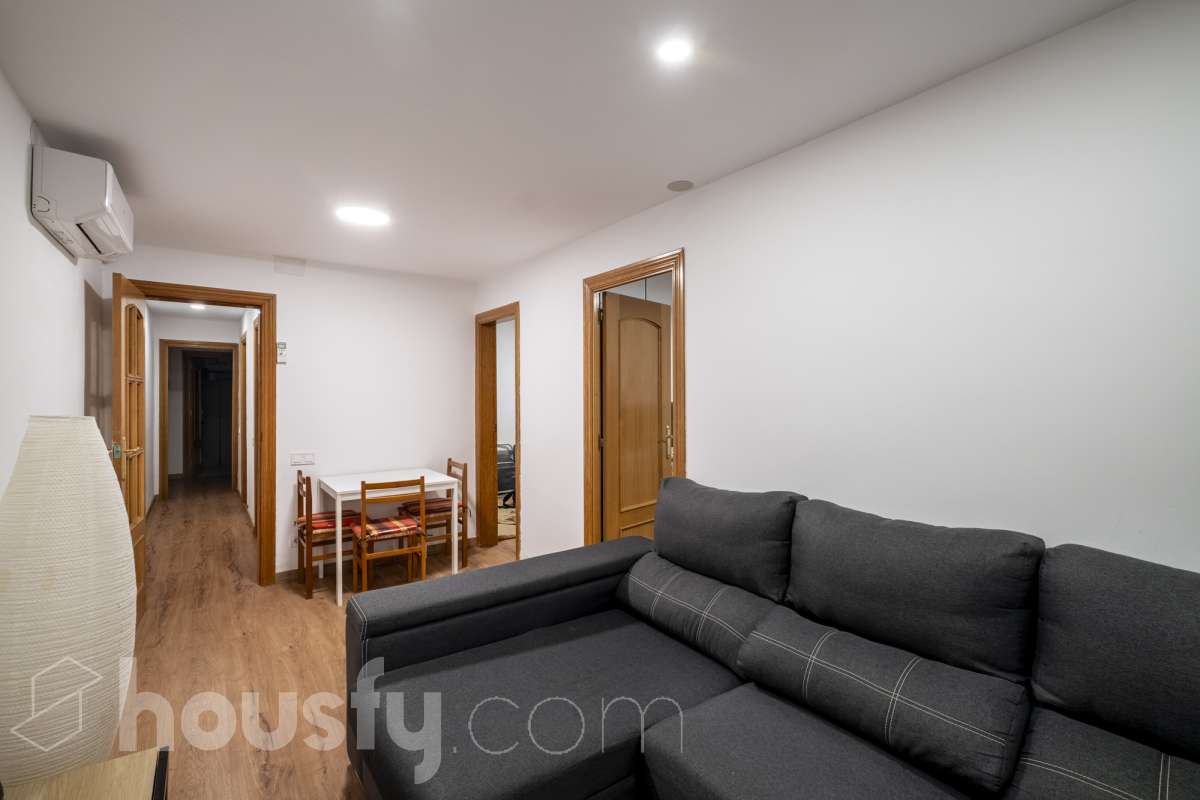 Piso en venta en CL SALVADOR BARONE,  Viladecans-4