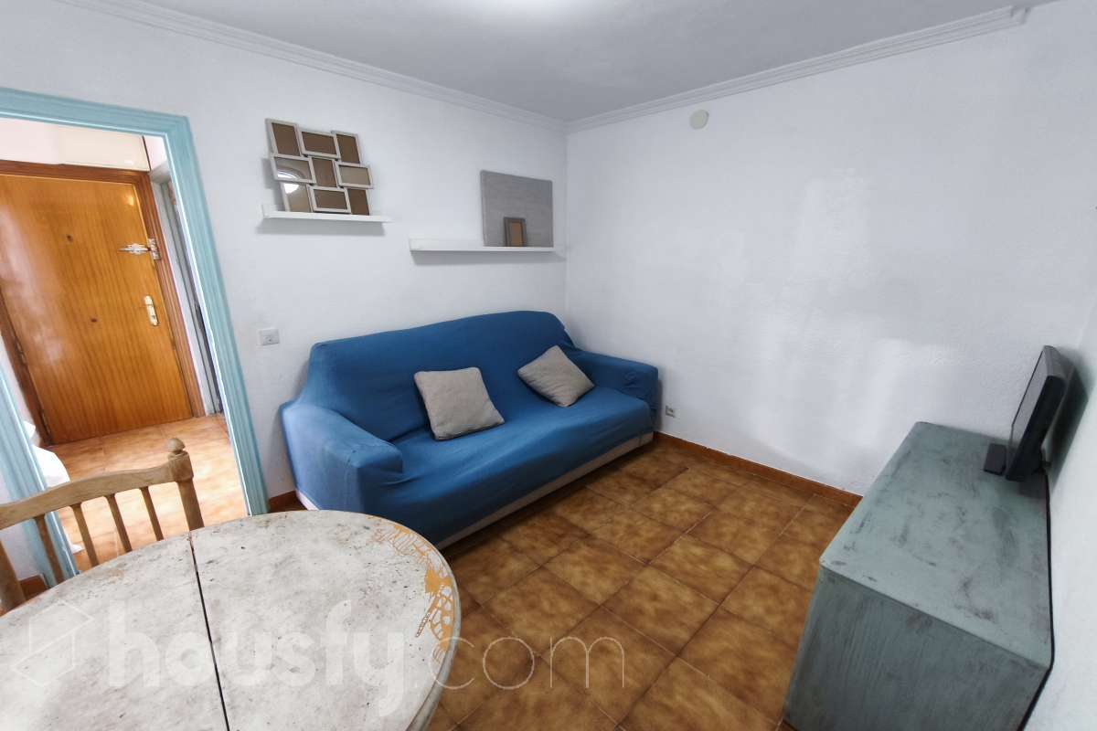 Piso en alquiler en Calle Falcinelo, Carabanchel, Madrid-1