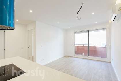 Piso en CL MORA D EBRE,