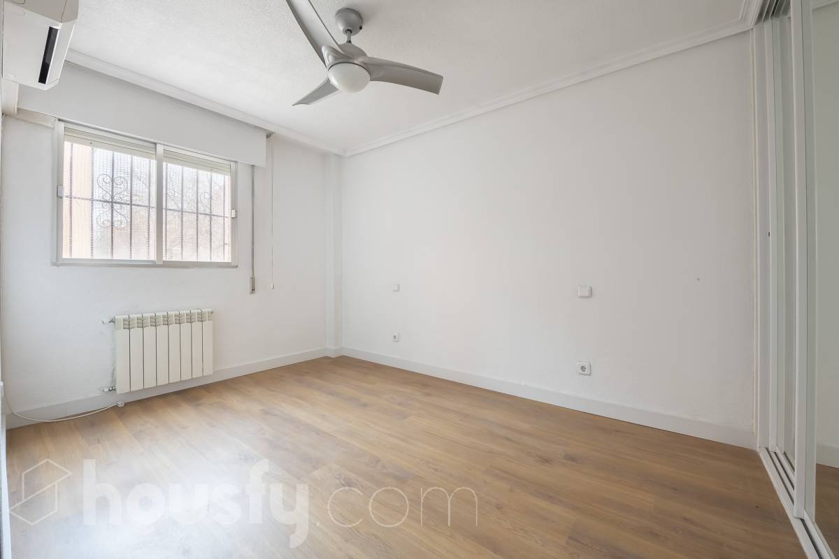 Piso en alquiler en Calle Monte de Montjuich, Villa de Vallecas, Madrid-1