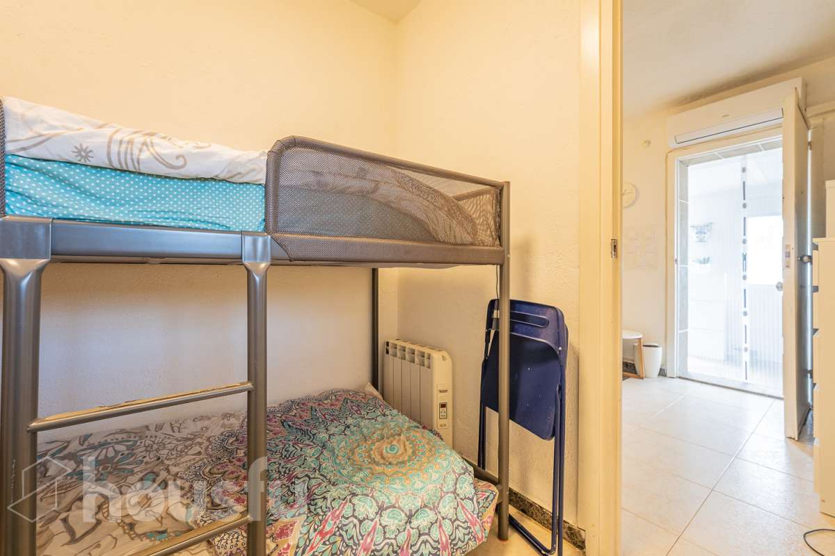 Casa en alquiler en Carrer Baix Penedès,  Caldes de Malavella-4