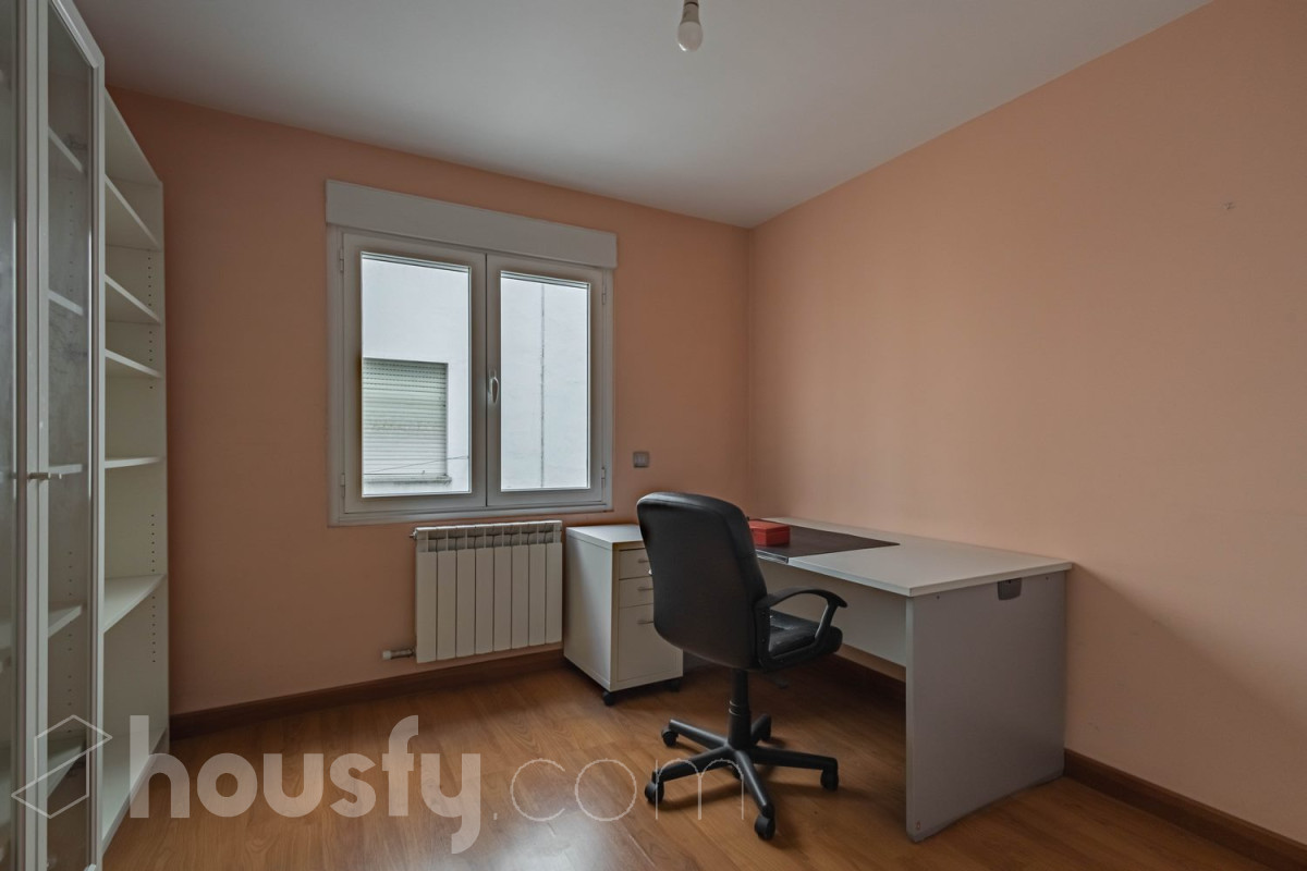 Piso en venta en Calle Nueve de Febrero,  León-3