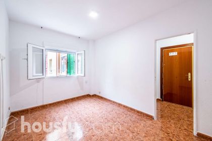 Piso en CL LOPEZ GRASS