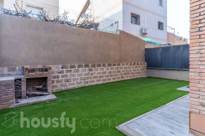 Bajo en Carrer Ramon de Campoamor