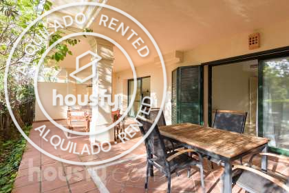 Bajo en venta en Calle Luis Morales, La Dama de Noche-La Alzambra, Marbella-0