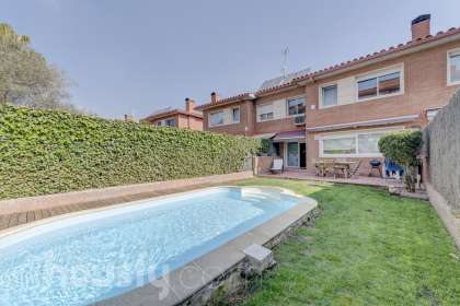 Casa en Carrer Collformic