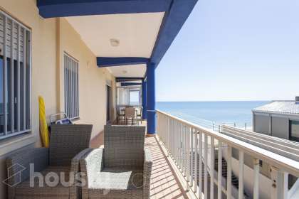 Piso en Avenida de la Marina