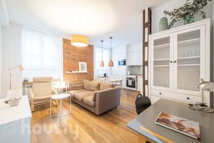 Bajo en Calle de Lope de Rueda