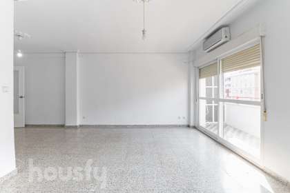 Piso en Calle Infanta Doña María