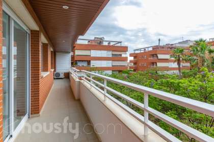 Piso en Plaça de la Fàbrica Nova