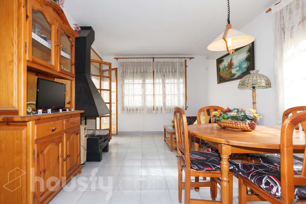 Piso en venta en Carrer de Lluís Companys,  Calafell-0
