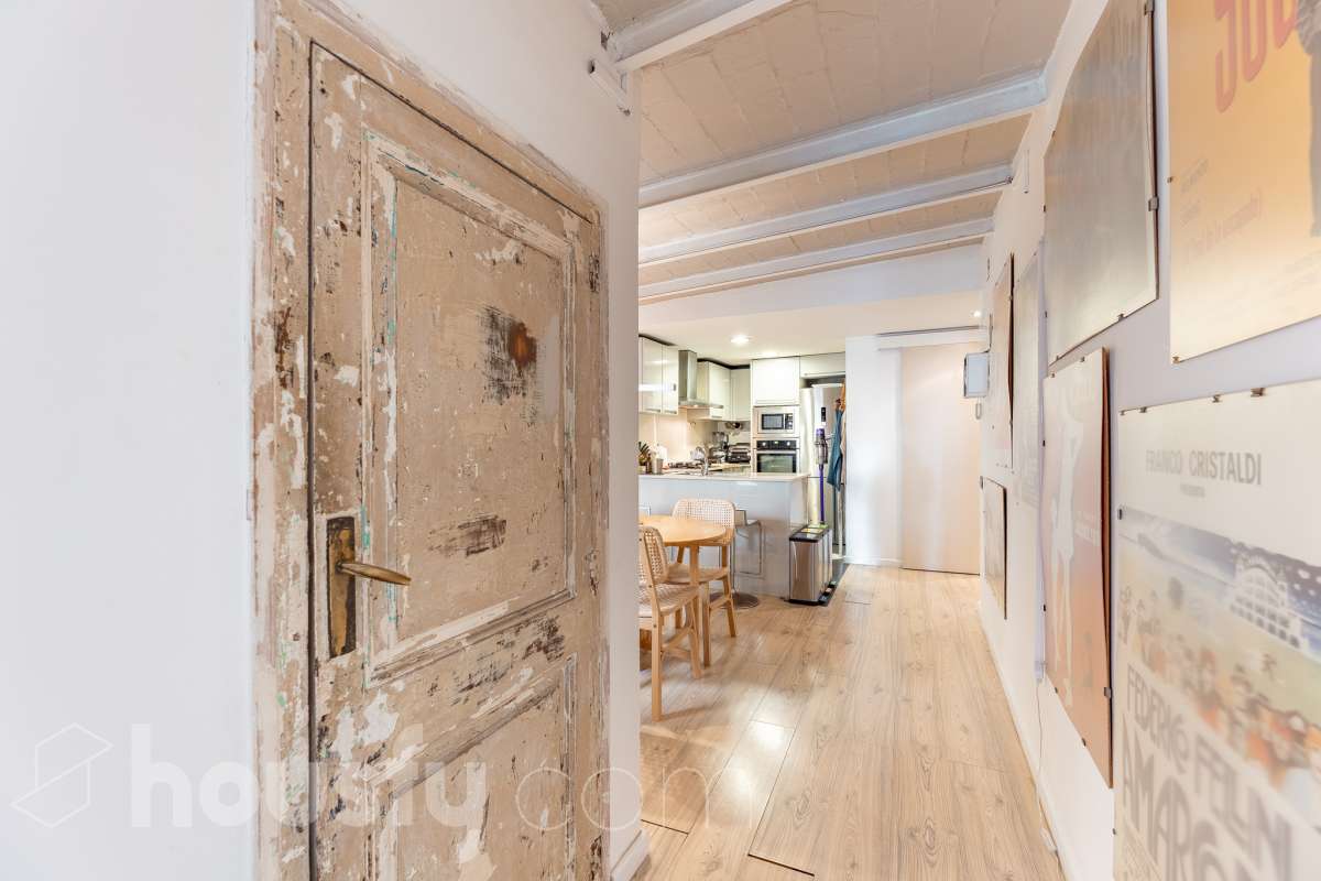 Piso en venta en Calle Gran de gracia, Gràcia, Barcelona-1