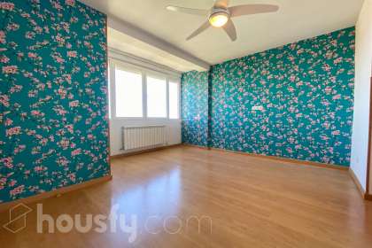 Piso en Calle Moncada