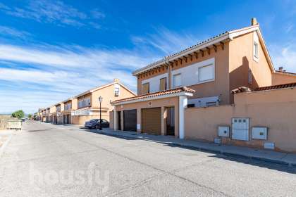 Casa en Avenida Reyes Catolicos