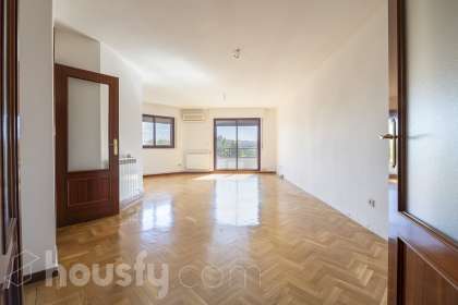 Piso en Calle Rafael Sánchez Ferlosio