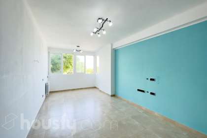 Piso en Carrer Dolçamara