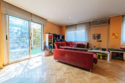 Bajo en Calle de Pirra