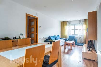 Piso en Plaça Barri d'Orcasitas