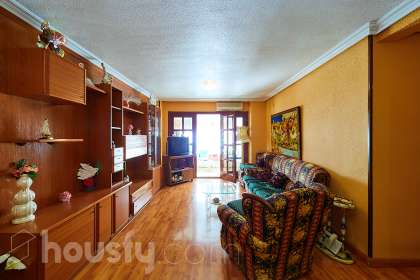 Piso en Calle Pintor Pedro Camacho