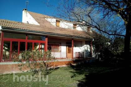 Casa en Calle Privada