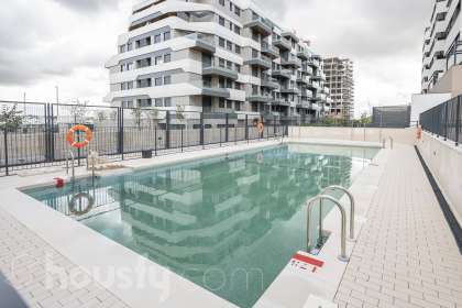 Ático en Calle Anna Frank