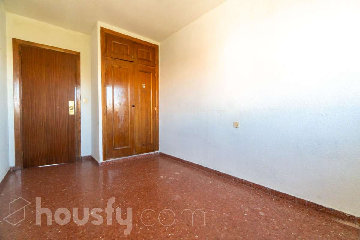 Piso en alquiler en Calle Matilde de Torre, Polig.Cartuja - Barriada la Paz, Granada-4