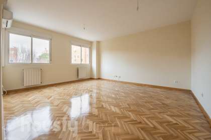 Piso en Calle Presidente José María Aznar