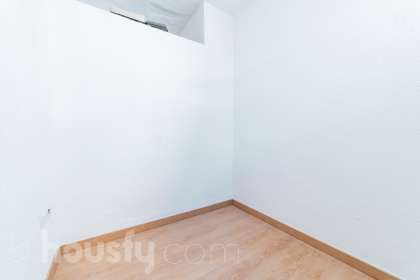 Piso en Calle de Ministriles