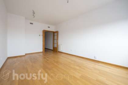 Piso en Calle de Albadalejo