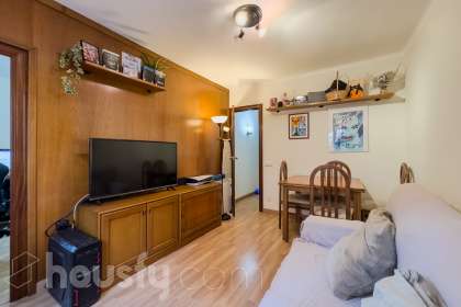 Piso en Carrer Bòbiles