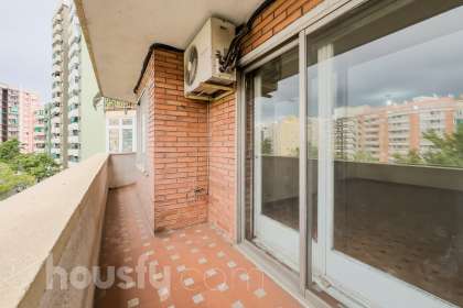 Piso en AV MERIDIANA, 320B