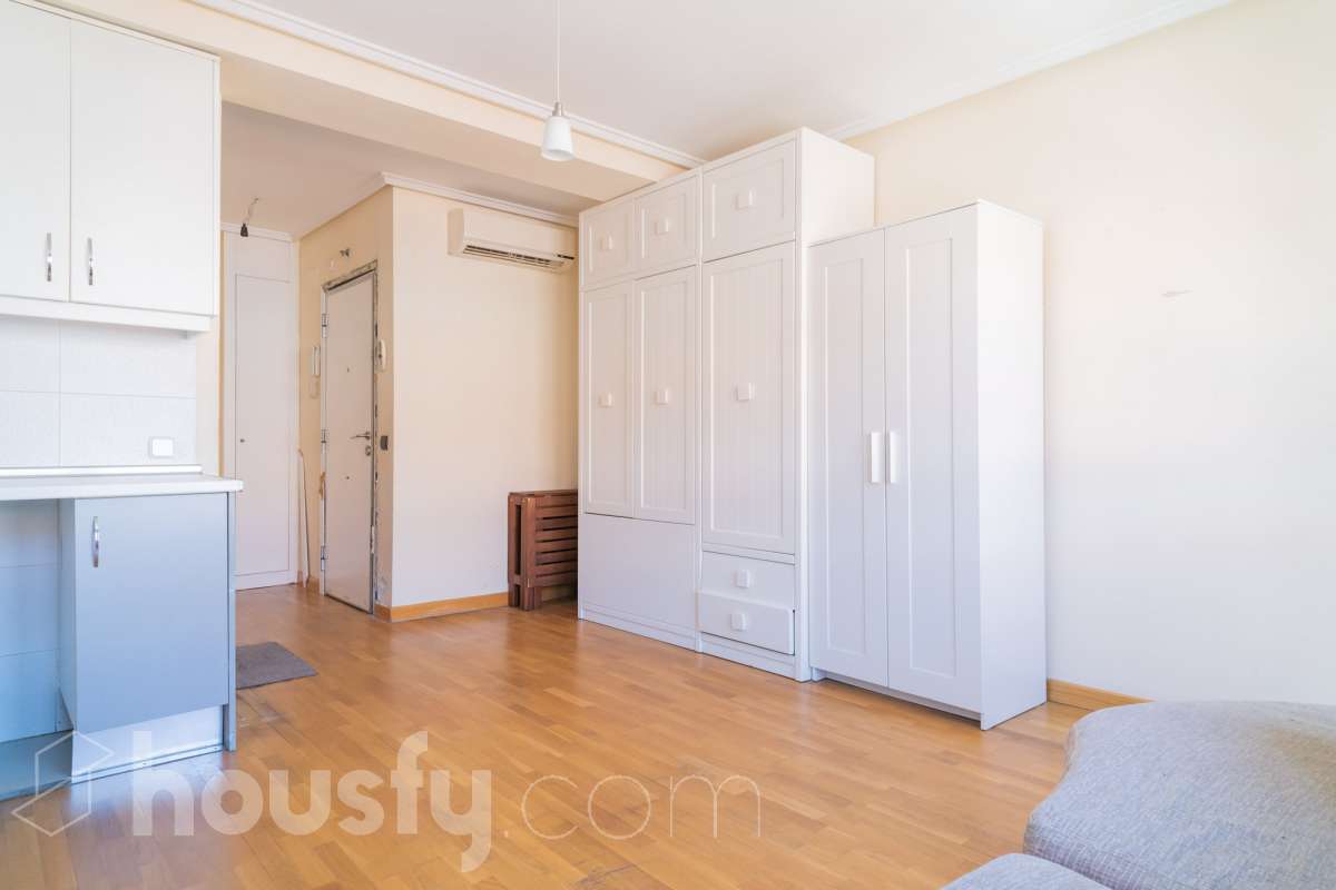 Dúplex en venta en Calle Carolina Coronado,  Parla-3