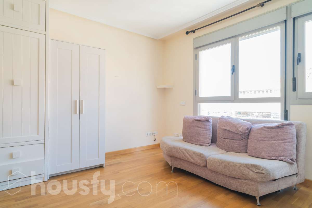 Dúplex en venta en Calle Carolina Coronado,  Parla-2