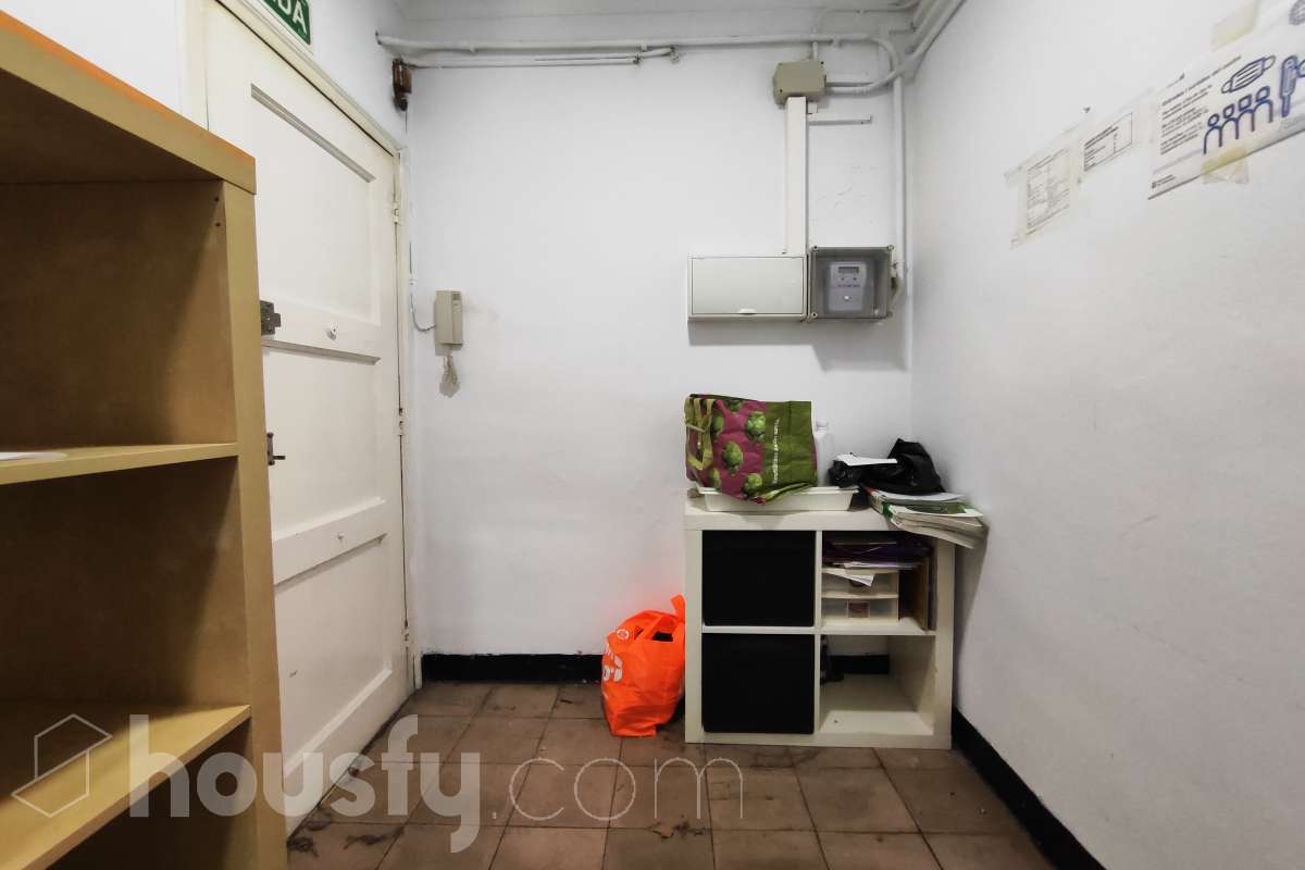 Piso en venta en Carrer de la Marina, Horta Guinardó, Barcelona-1