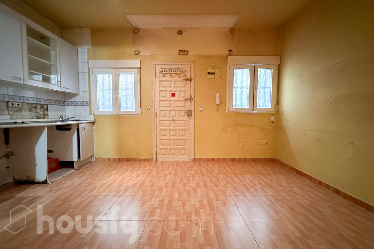 Piso en venta en Calle de Buenavista, Centro, Madrid-1