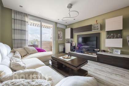 Piso en Avenida de los Rosales