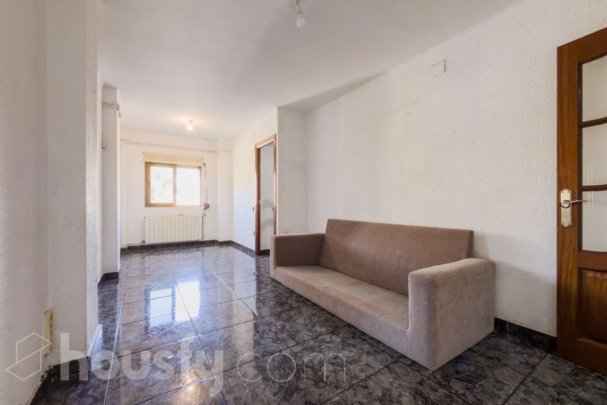 Piso en venta en Passeig de Valldaura, Nou Barris, Barcelona-0