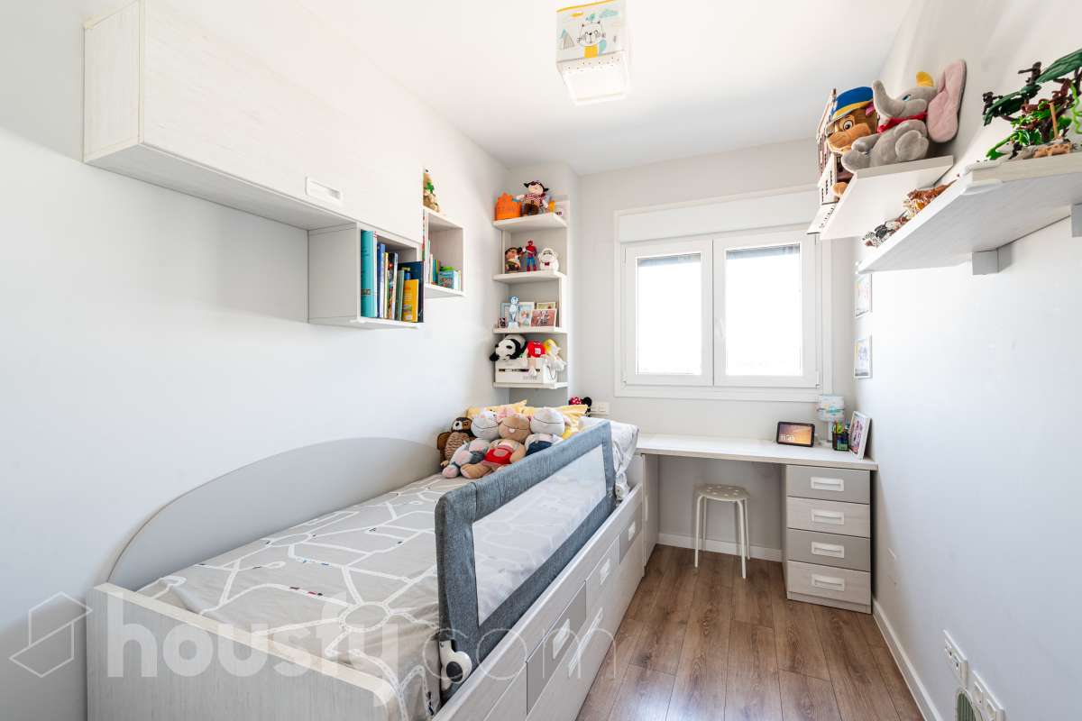 Piso en venta en Calle de la Sanidad Pública,  Coslada-1