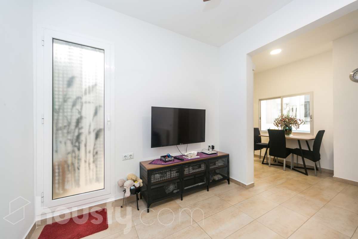 Piso en venta en CL HORITZONTAL, Nou Barris, Barcelona-3