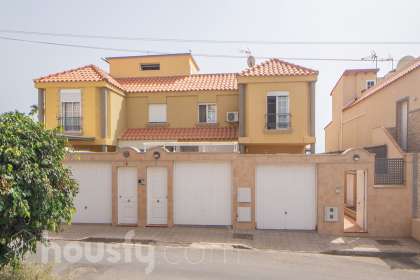 Casa en Josefina de la Torre,3 Dúplex,1 Urbanización Montaña La Data Baja