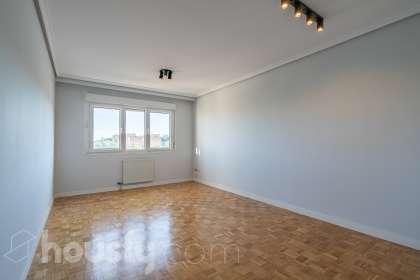 Piso en Avenida de Orovilla