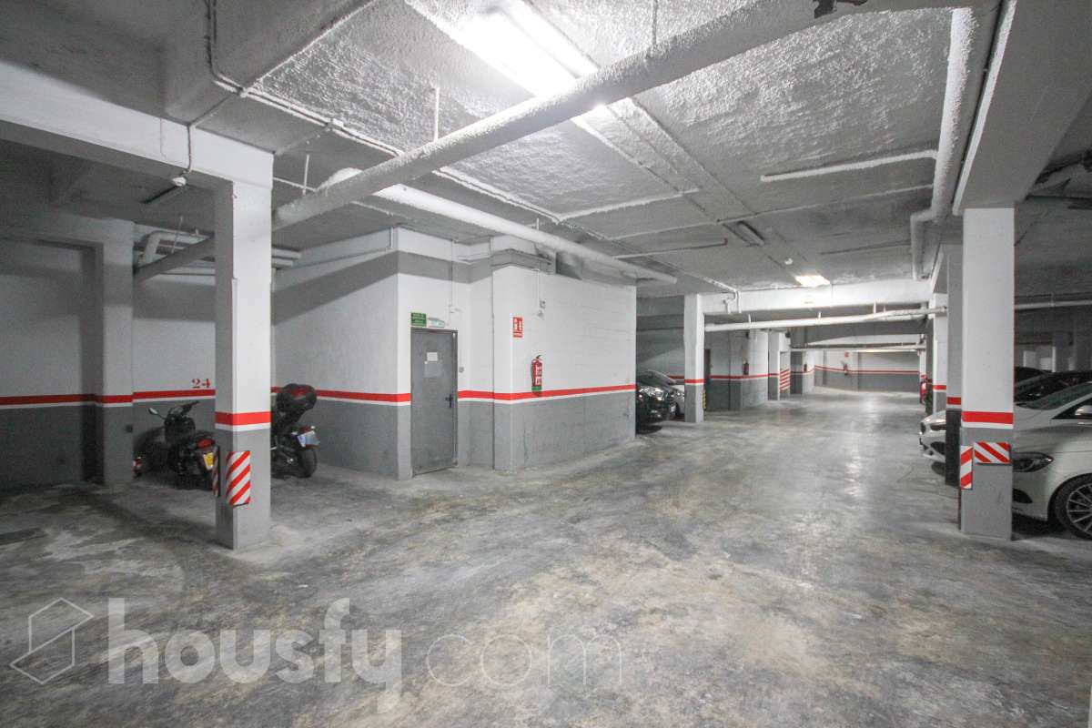 Piso en venta en Mossen Joan Avinyó,  Cubelles-1