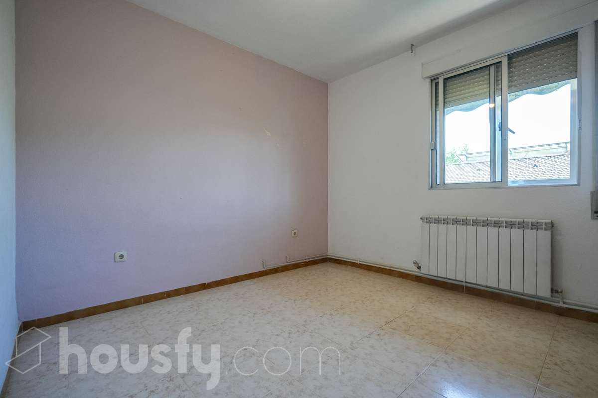 Piso en venta en Cl. Escandon, Villaverde, Madrid-4