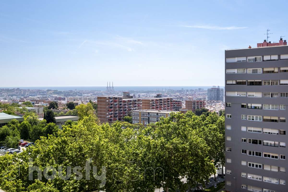 Piso en venta en CL ANTONIO MACHADO, Nou Barris, Barcelona-4