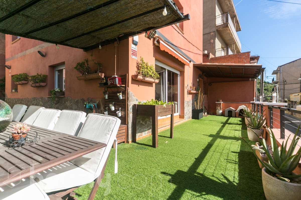 Casa en venta en Calle Sant Antoni Abat,  Molins de Rei-3