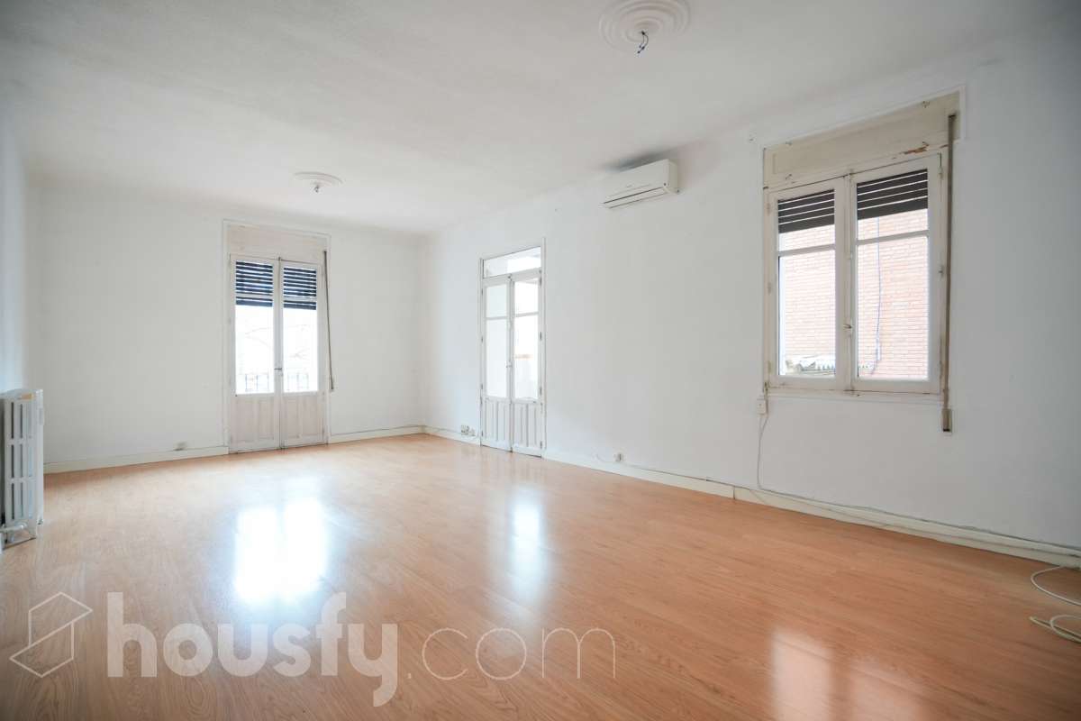 Piso en venta en Cl Doctor Esquerdo, Salamanca, Madrid-0