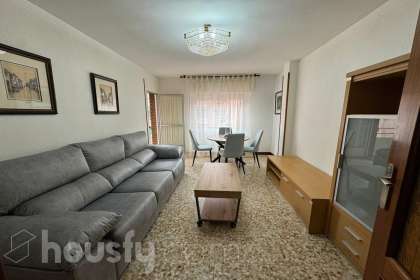 Piso en Calle Leonor de Cortinas