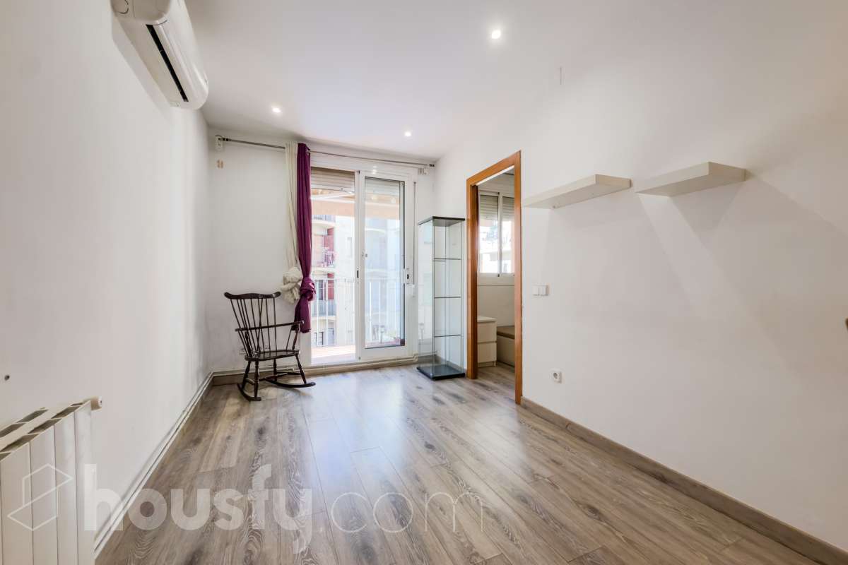 Piso en venta en CL BOTELLA, Ciutat Vella, Barcelona-2