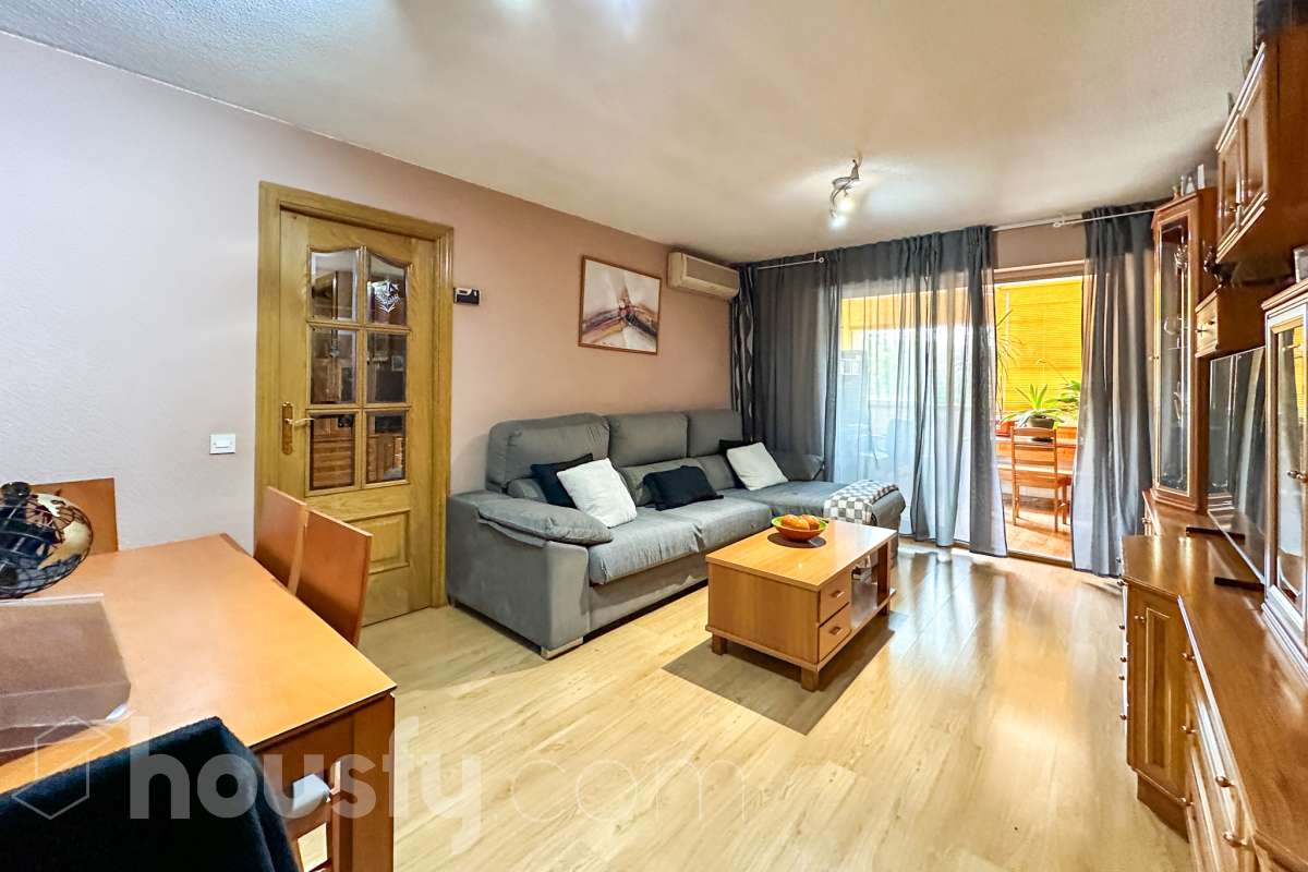 Piso en venta en Plaza de las Palmeras,  Torrejón de Ardoz-1